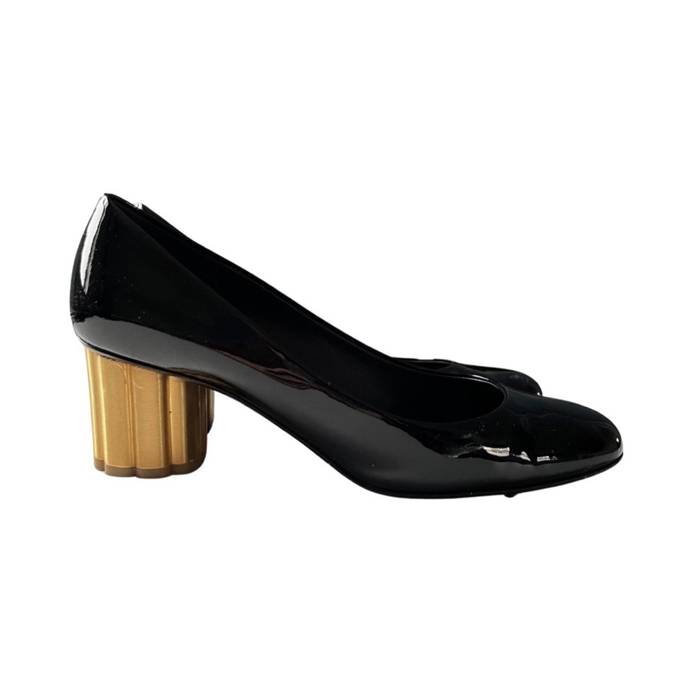 Salvatore Ferragamo Lucca Patent Pumps - 8C